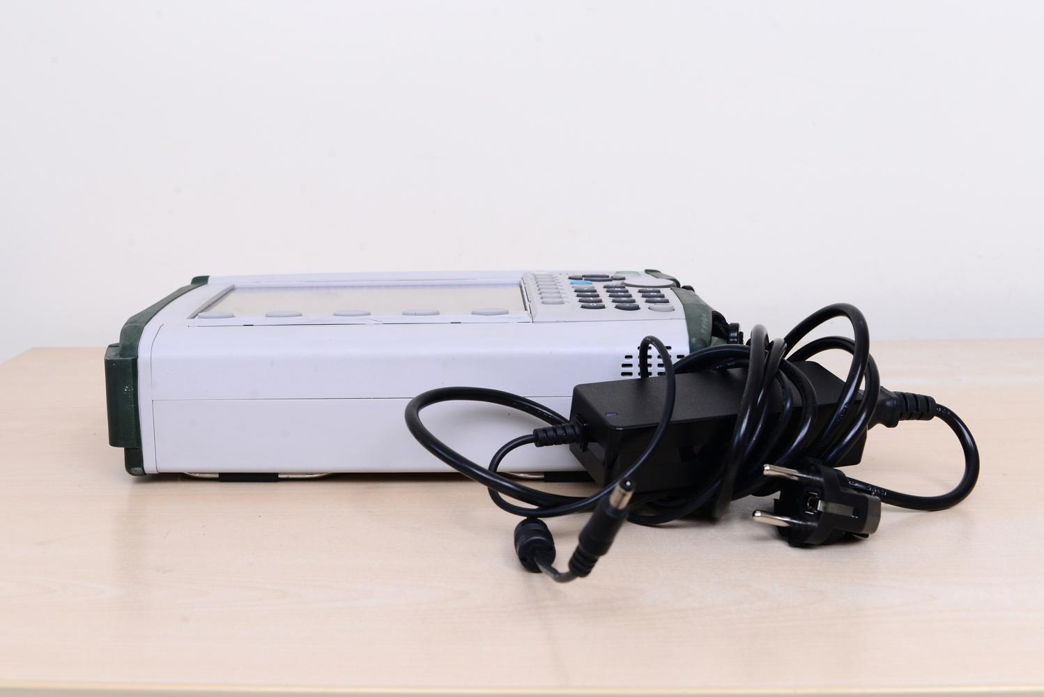 Портативный анализатор Anritsu MS2724C